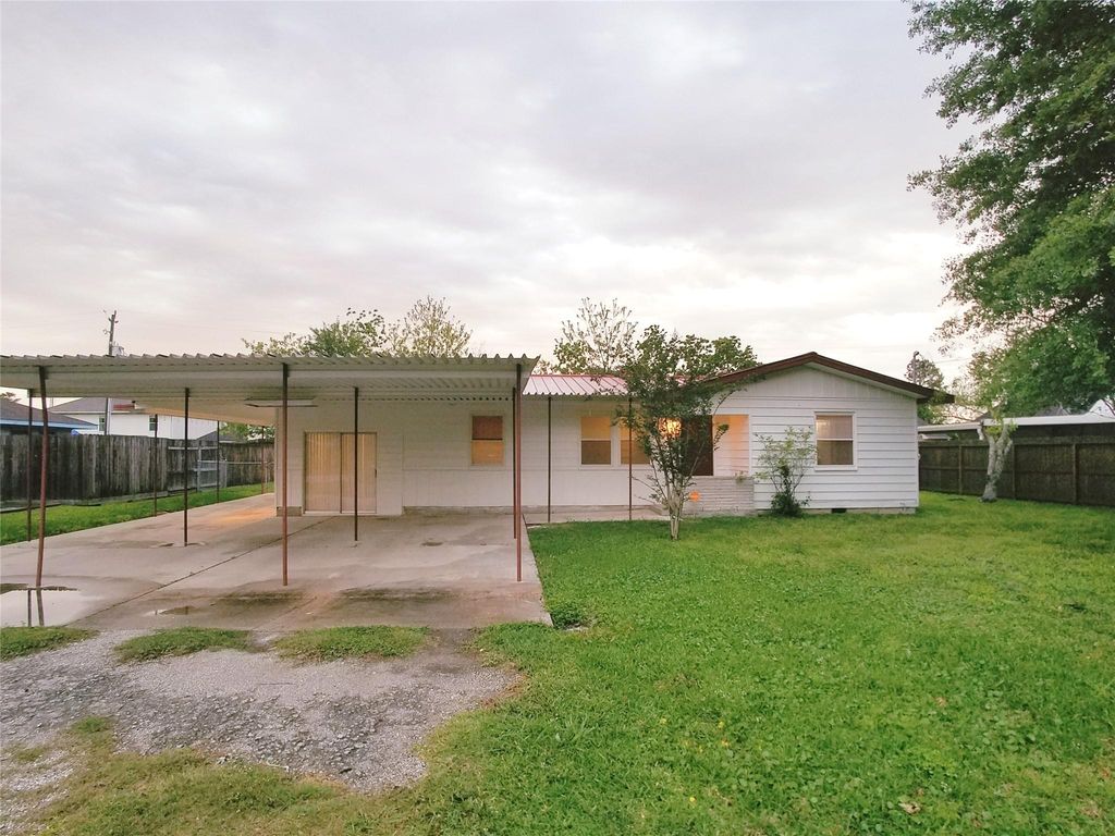 3310 Marvin Road, Baytown, TX 77521