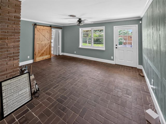 9023 Springview Lane, Houston, TX 77080