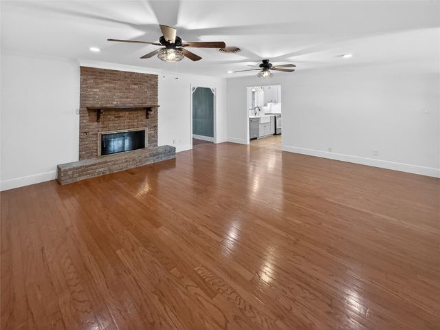 9023 Springview Lane, Houston, TX 77080