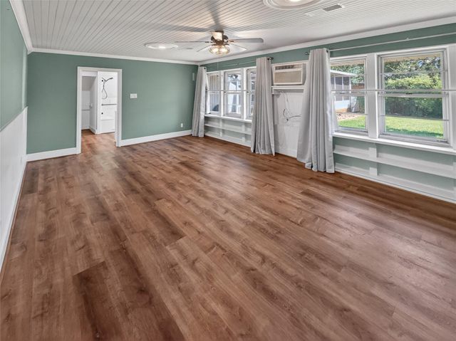 9023 Springview Lane, Houston, TX 77080