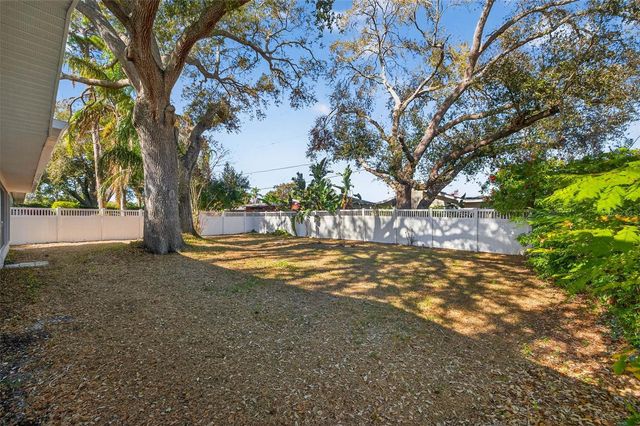 1648 LEISURE DRIVE, Clearwater, FL 33756