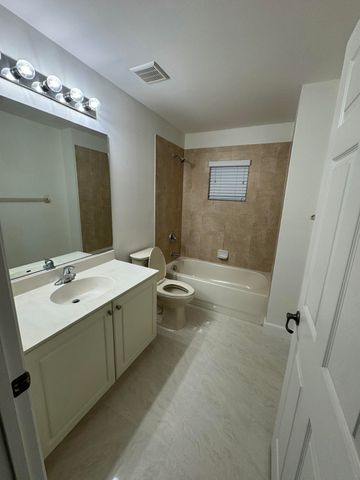 10941 Bitternut Hickory Lane, Boynton Beach, FL 33437
