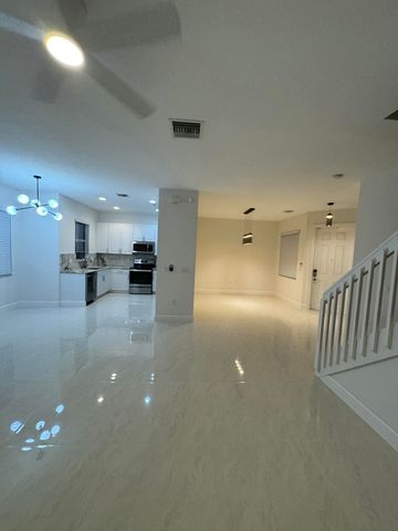 10941 Bitternut Hickory Lane, Boynton Beach, FL 33437