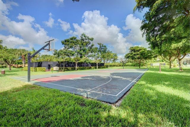 10941 Bitternut Hickory Lane, Boynton Beach, FL 33437