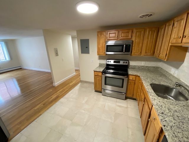 230 Babcock Street 3G, Brookline, MA 02446