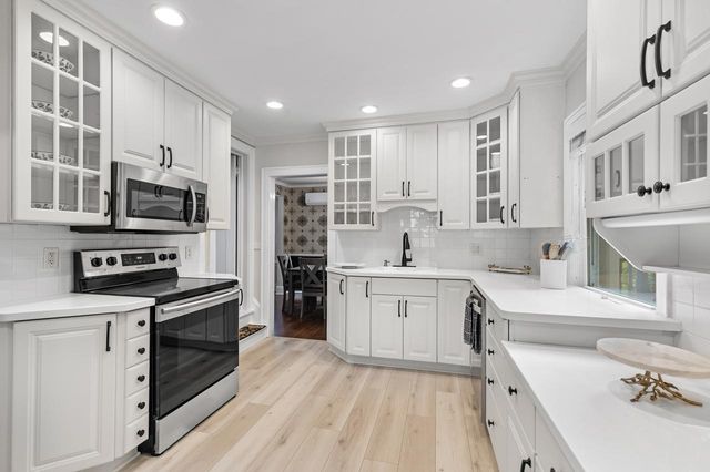 4848 Ewing Avenue S, Minneapolis, MN 55410