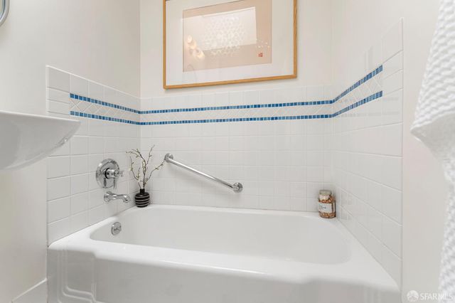 313 Los Palmos Drive, San Francisco, CA 94127