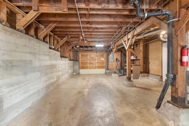 313 Los Palmos Drive, San Francisco, CA 94127