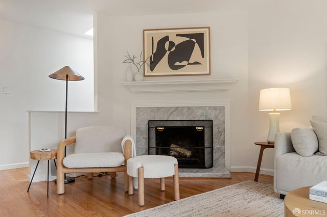 313 Los Palmos Drive, San Francisco, CA 94127