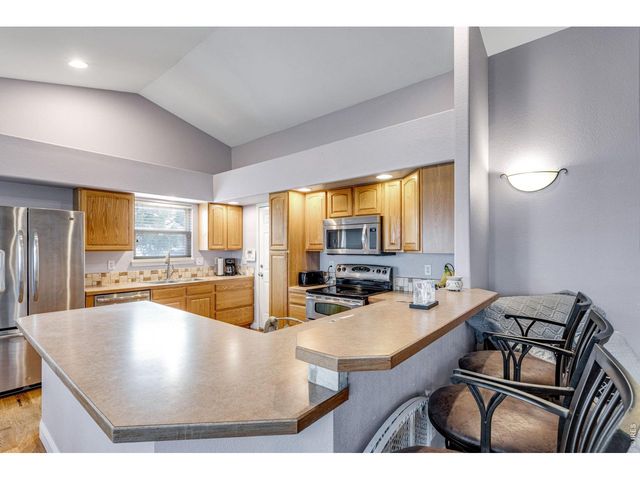 3810 Dove Ln, Evans, CO 80620