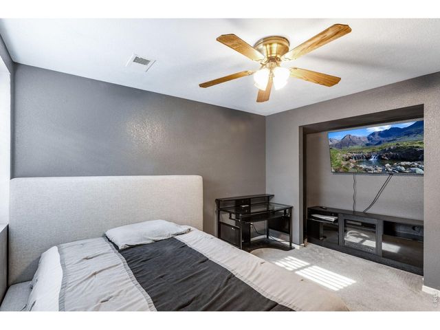 3810 Dove Ln, Evans, CO 80620