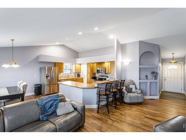 3810 Dove Ln, Evans, CO 80620