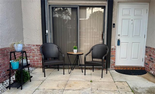 1054 NW 53rd Street, Deerfield Beach, FL 33064