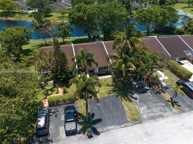 1054 NW 53rd Street, Deerfield Beach, FL 33064