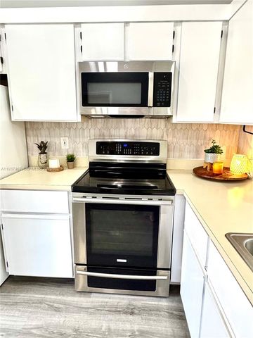 1054 NW 53rd Street, Deerfield Beach, FL 33064