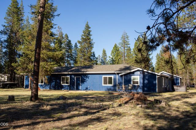 52505 Pine Drive, La Pine, OR 97739
