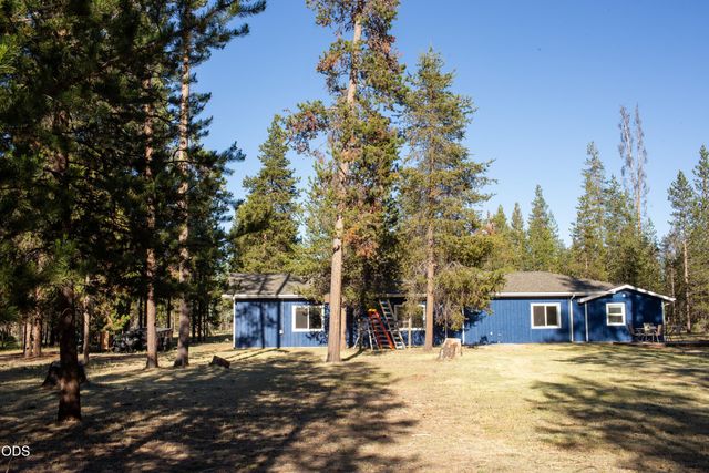 52505 Pine Drive, La Pine, OR 97739