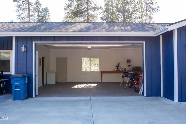 52505 Pine Drive, La Pine, OR 97739