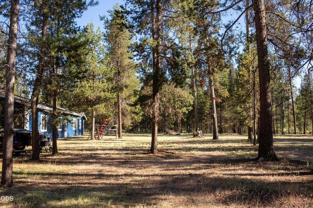 52505 Pine Drive, La Pine, OR 97739