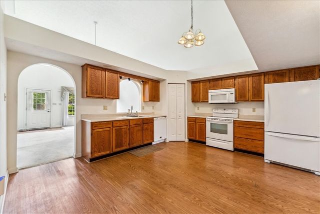 103 Sparrow Ln, Buffalo Twp, PA 16055