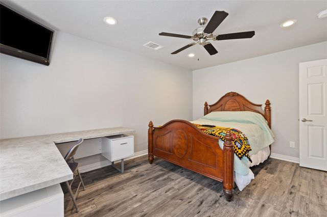134 Prairie Springs CV, Georgetown, TX 78626