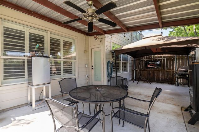134 Prairie Springs CV, Georgetown, TX 78626