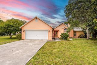 1861 SE Dranson Circle, Port St Lucie, FL 34952
