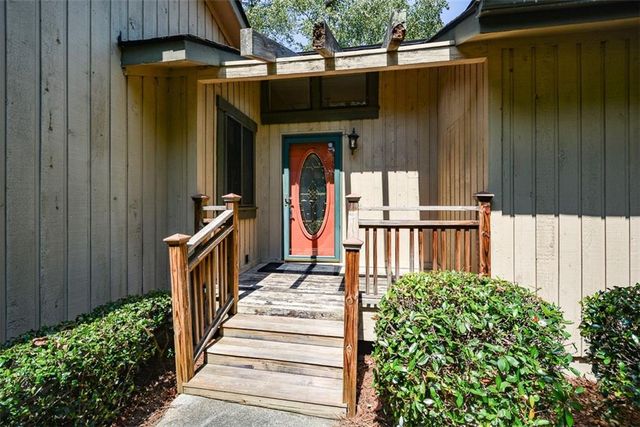 6906 Springwood Drive, Douglasville, GA 30135