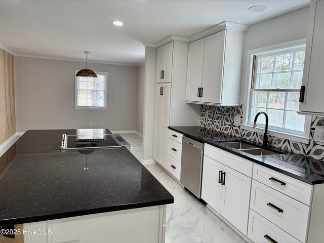 2501 Steeple Chase Drive, New Bern, NC 28562