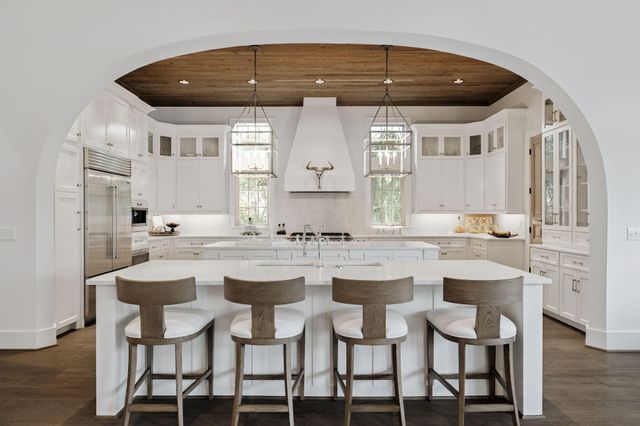 4600 Nautical Court, Destin, FL 32541