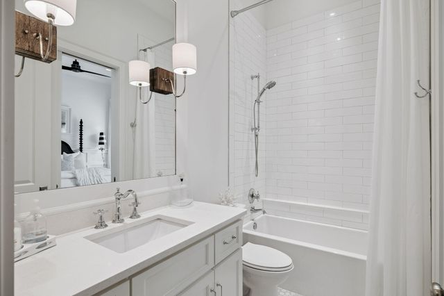 4600 Nautical Court, Destin, FL 32541