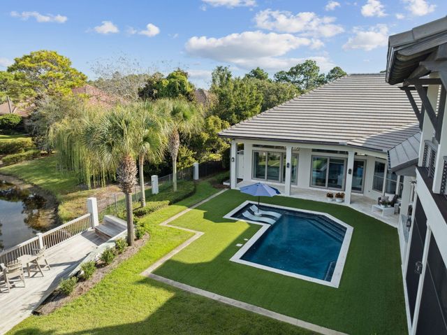 4600 Nautical Court, Destin, FL 32541