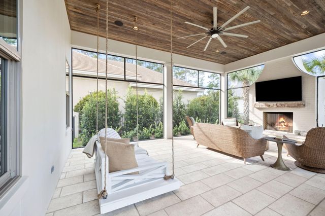 4600 Nautical Court, Destin, FL 32541