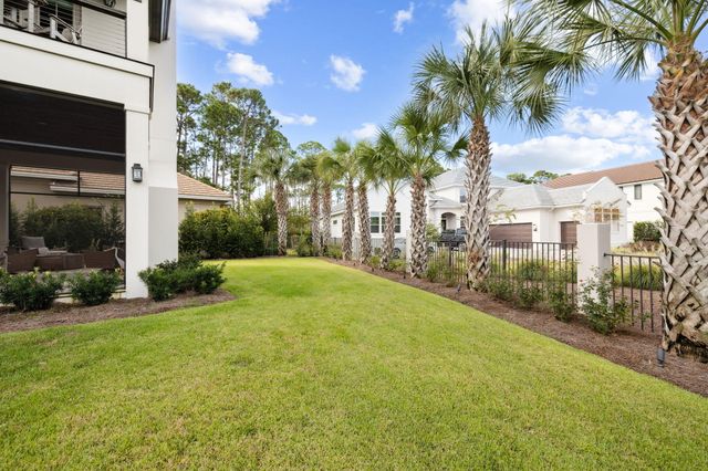 4600 Nautical Court, Destin, FL 32541