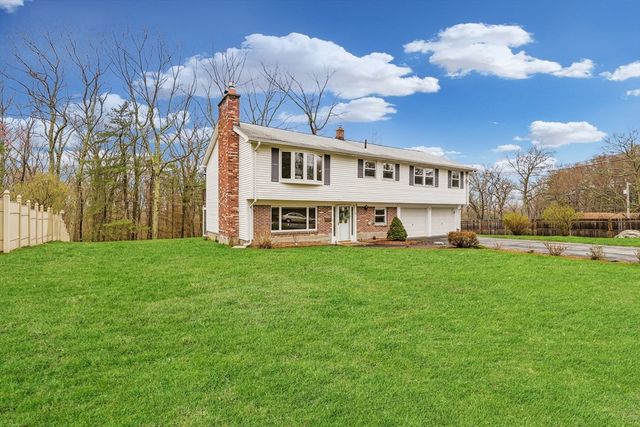 5 Currier Drive, Framingham, MA 01701