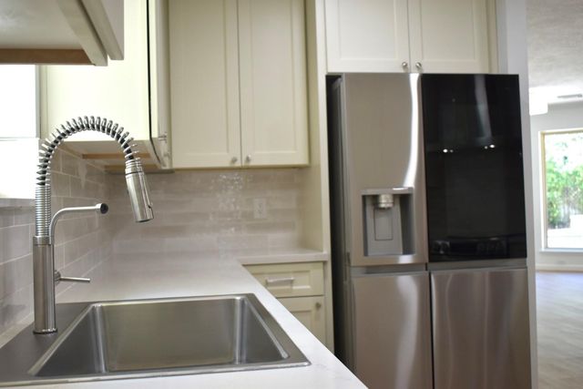 9402 Stockport Drive, Spring, TX 77379