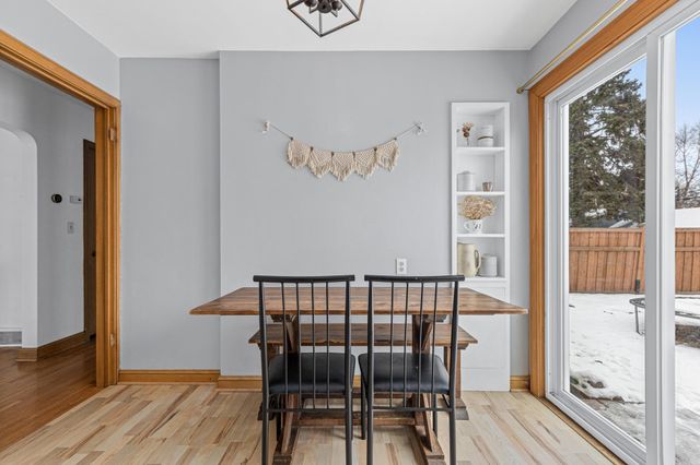 4557 Queen Avenue N, Minneapolis, MN 55412