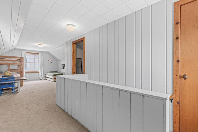 4557 Queen Avenue N, Minneapolis, MN 55412