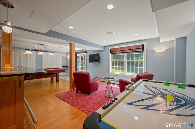 157 Tamarac Drive, Glastonbury, CT 06033