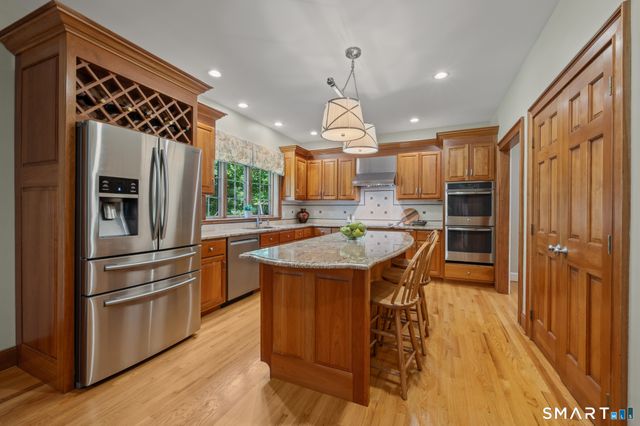 157 Tamarac Drive, Glastonbury, CT 06033