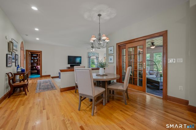 157 Tamarac Drive, Glastonbury, CT 06033