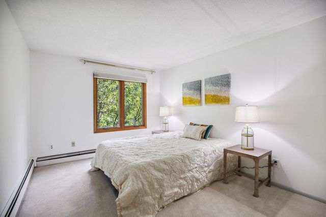 14601 Atrium Way 329, Minnetonka, MN 55345