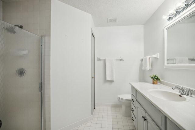 14601 Atrium Way 329, Minnetonka, MN 55345