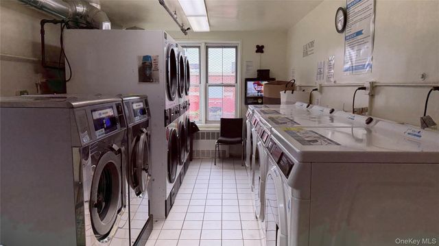 151-05 Cross Island Parkway 3E, Whitestone, NY 11357