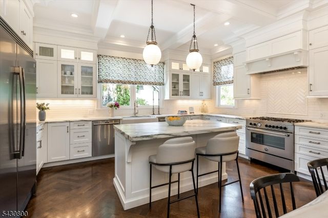 380 Ridgewood Ave, Glen Ridge Boro Twp., NJ 07028