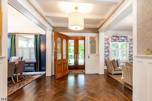 380 Ridgewood Ave, Glen Ridge Boro Twp., NJ 07028