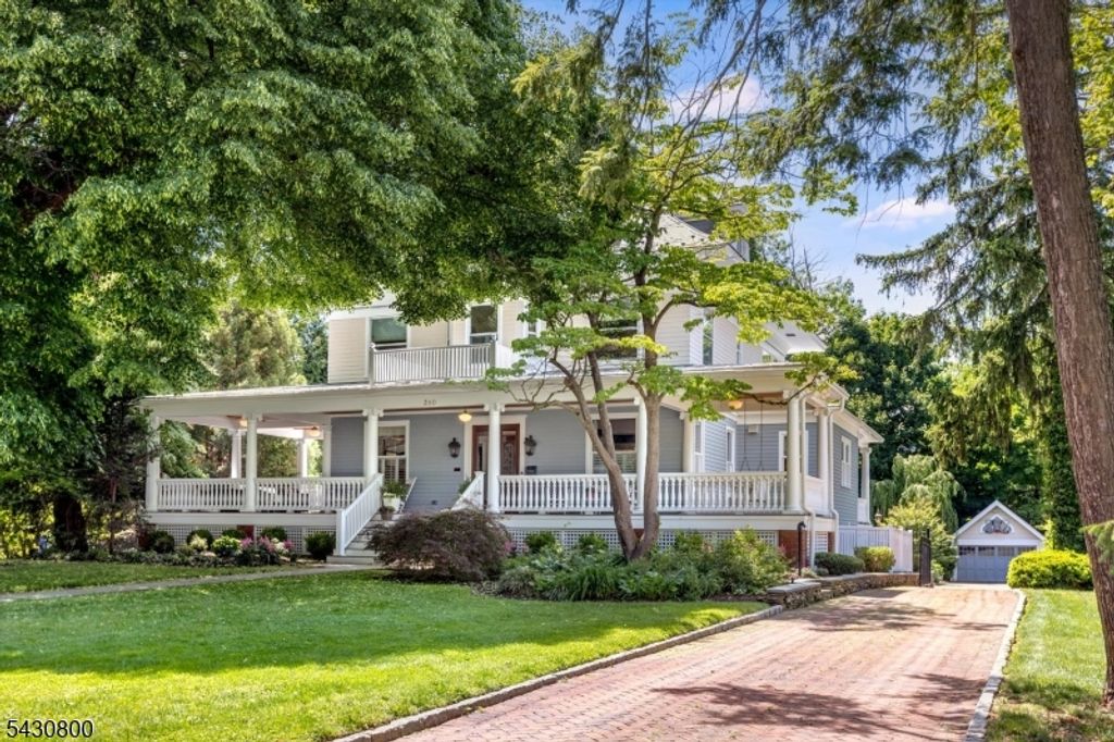 380 Ridgewood Ave, Glen Ridge Boro Twp., NJ 07028