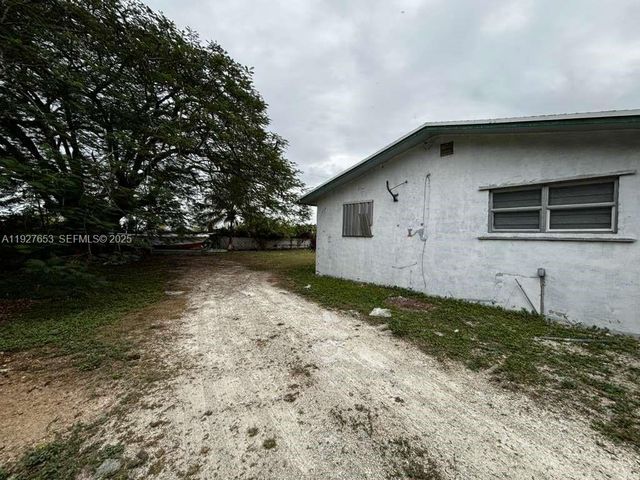 21160 SW 328th St, Homestead, FL 33030