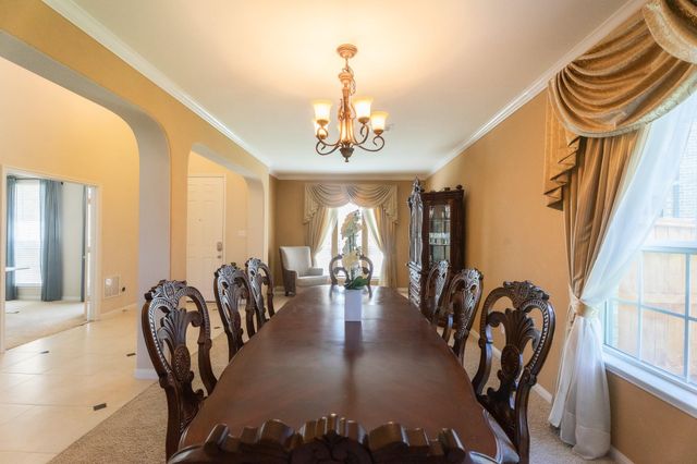 2207 Hannah Creek Court, Pearland, TX 77089