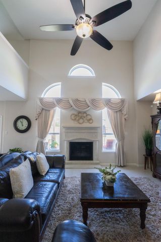 2207 Hannah Creek Court, Pearland, TX 77089